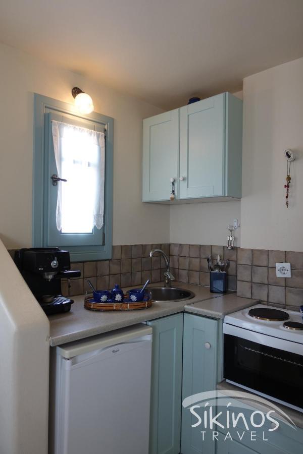Traditional Apartment In Kastro Síkinos Buitenkant foto